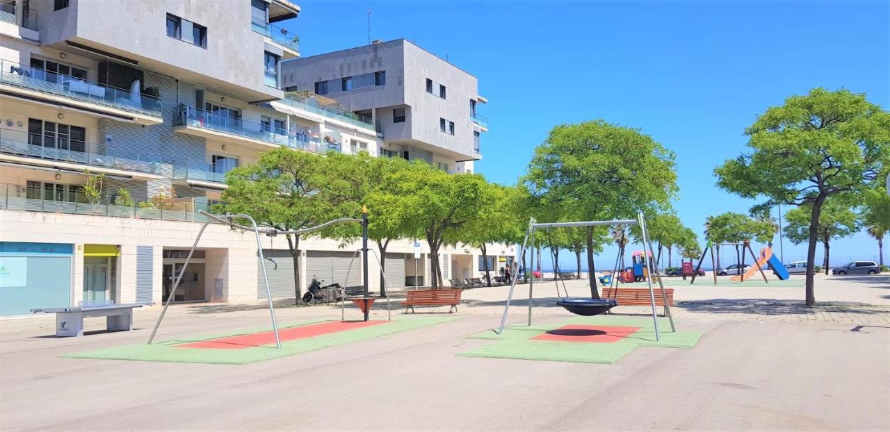 Alexandra'S Beach-Port バダロナ エクステリア 写真