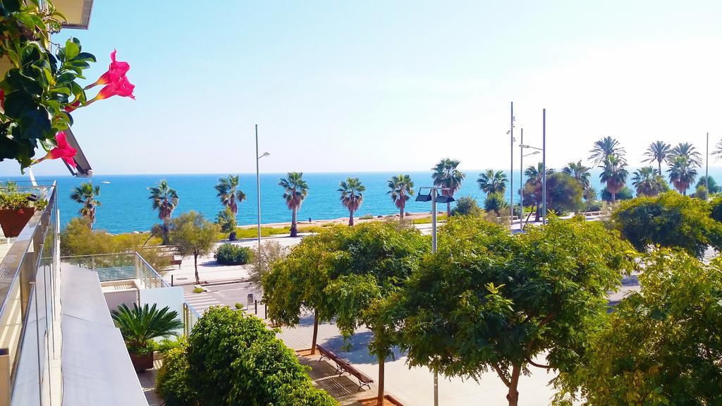 Alexandra'S Beach-Port バダロナ エクステリア 写真